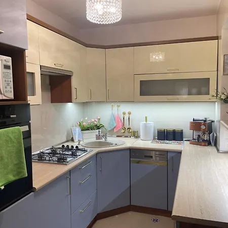 Dyminska Проживание в семье *